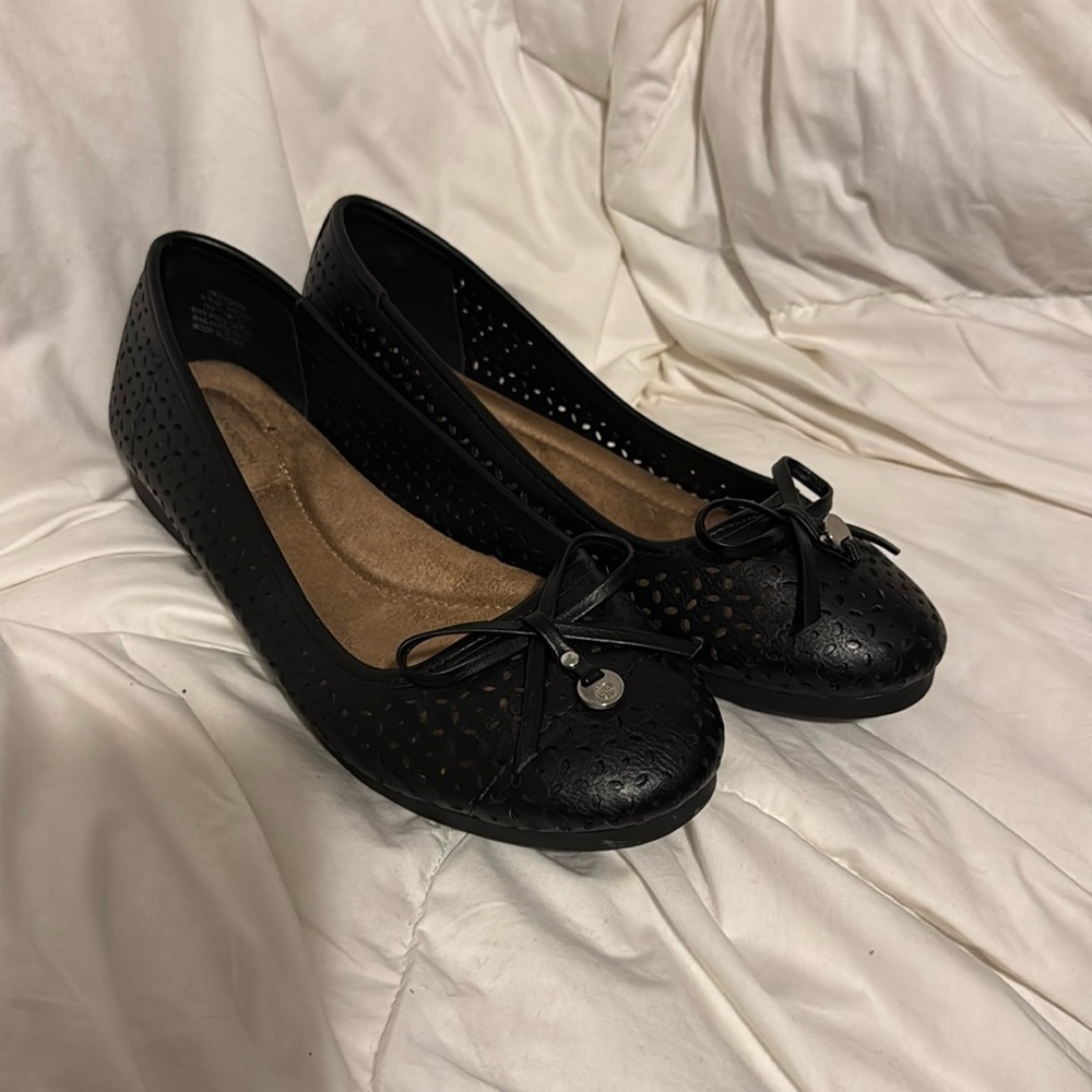 Black Giani Bernini ballet flats - excellent condition